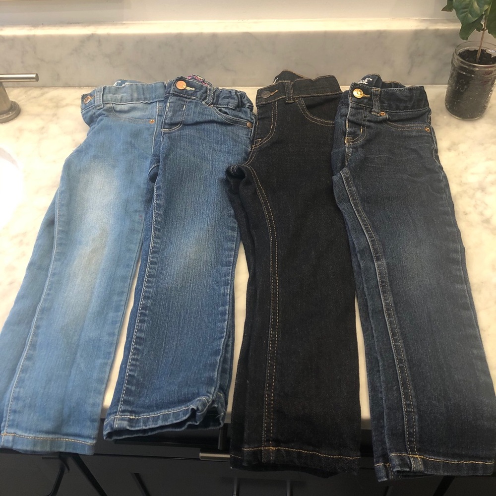 4 Pairs Girls 3T Jeans
